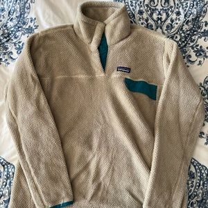 Womens Patagonia fleece pullover